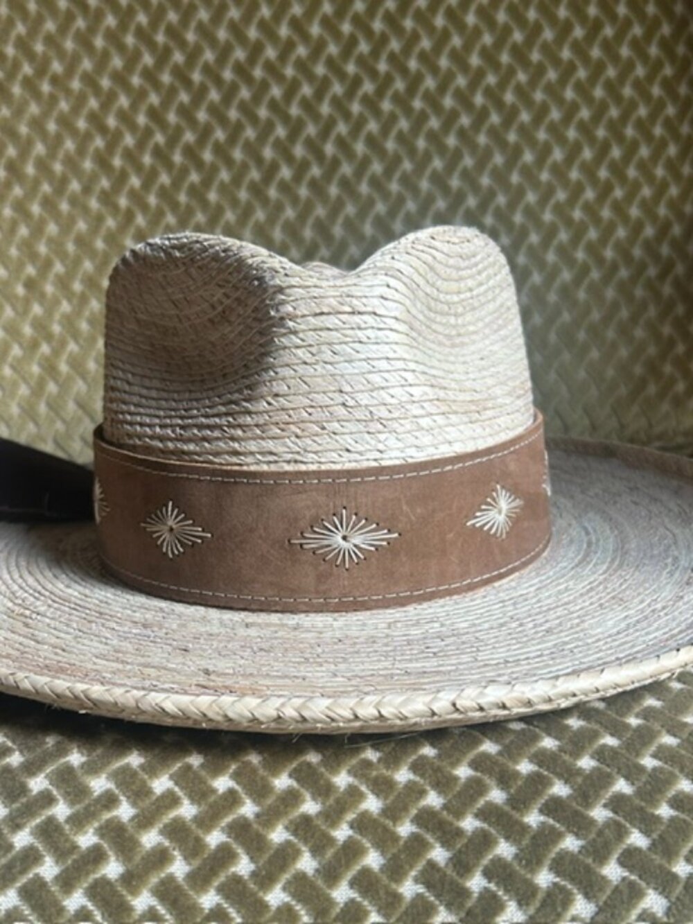 Peter Grimm Women's Aislinn Straw Western Wide Brim Leather Embroidery Band HAT